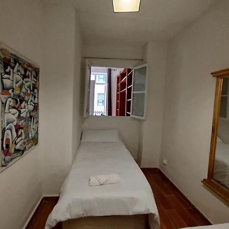 Centrico Y Bonito Cerca De La Playa Apartamento Alicante Exterior foto